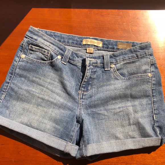 nine west jean shorts